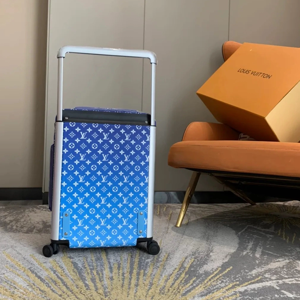 CUSTOM SUITCASE HORIZON 55 37L CLOUDS CABIN 0801